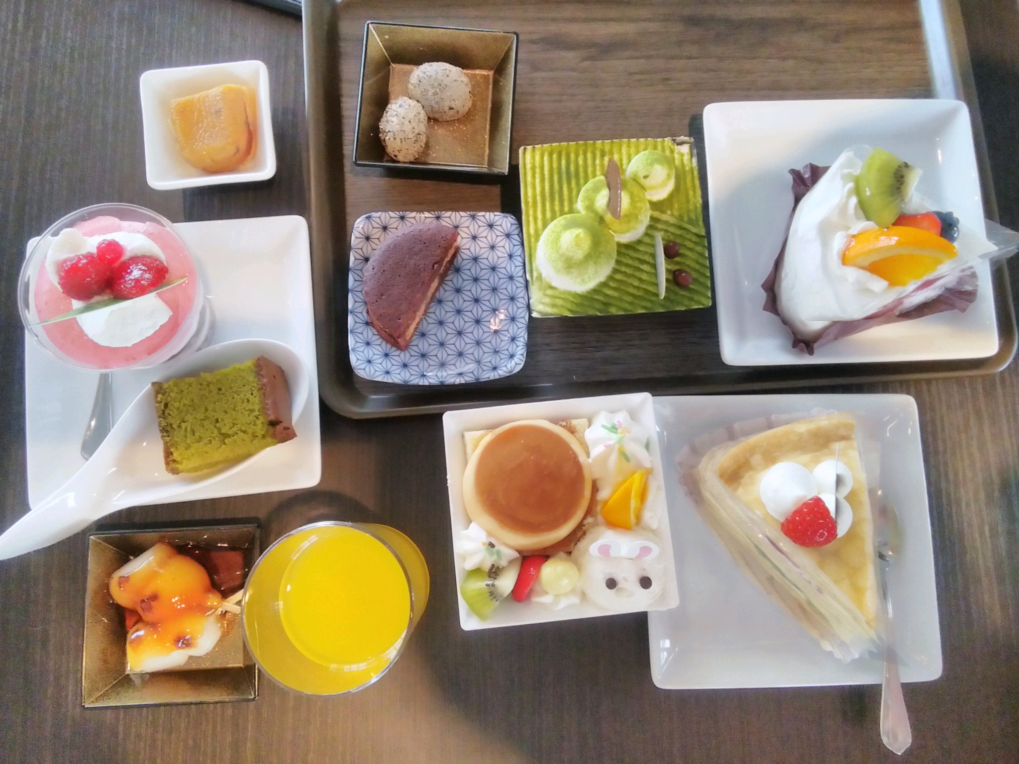 シャトレーゼ&nbsp;ケーキ・タルト,お団子&nbsp;シャトレーゼホテル長野ランチスイーツ