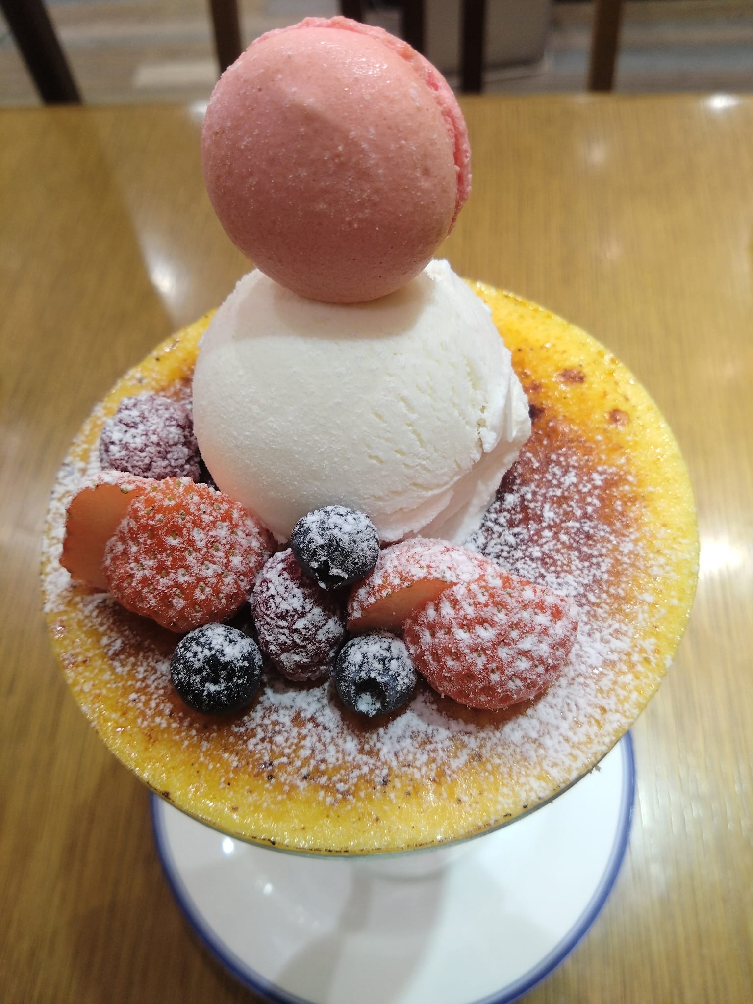 パティスリーヒラノ(cafe HIRANO) パフェ・サンデー クレームブリュレのパフェ
